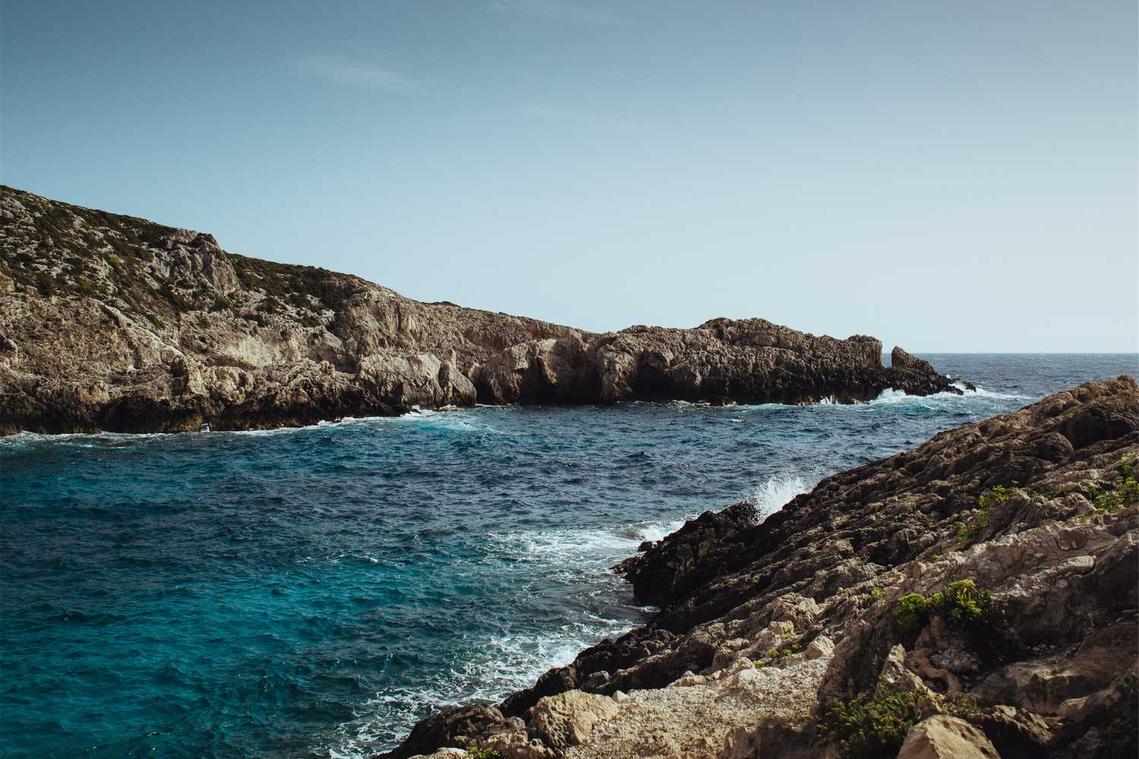 Dolore aut quasi provident maiores ut et